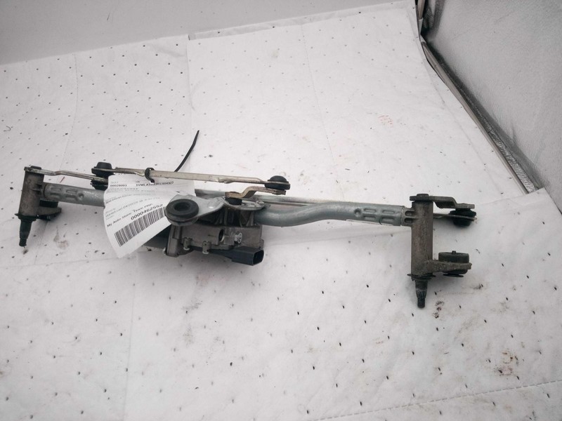 2019 Volkswagen Passat Wiper Motor OEM 561955023C 106k Miles Silver