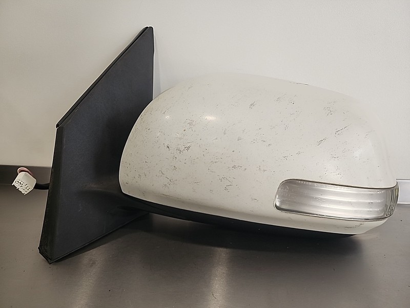 09 - 12 Toyota RAV4 POWER HEATED Side View Mirror Left DRIVER Turn Signal LH OE