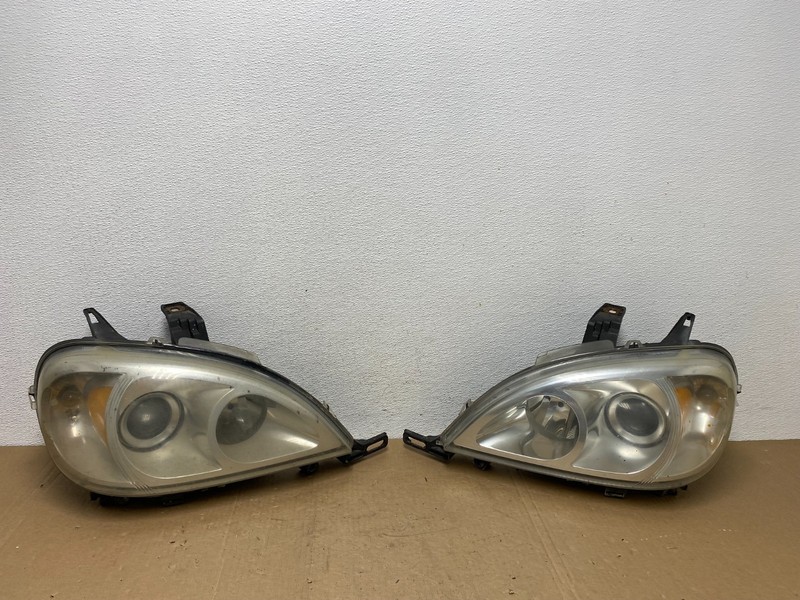2002 - 2005 Mercedes ML ML350 ML500 Left+Right Side Halogen Headlights AC5787 DW