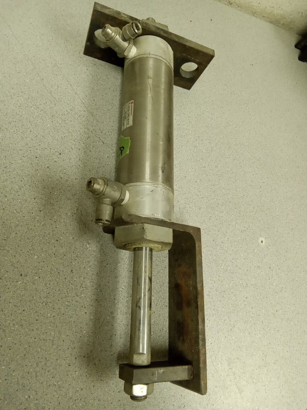 Norgren RLG03A-DRD-BA90 250PSI Pneumatic Cylinder