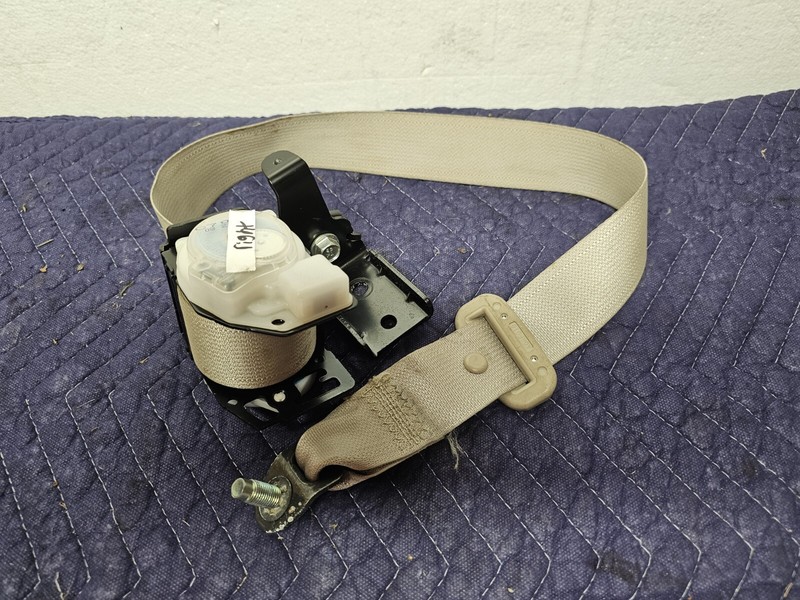 2009 SUBARU IMPREZA REAR RIGHT SEAT BELT 1055245 OEM 08 09 10 11