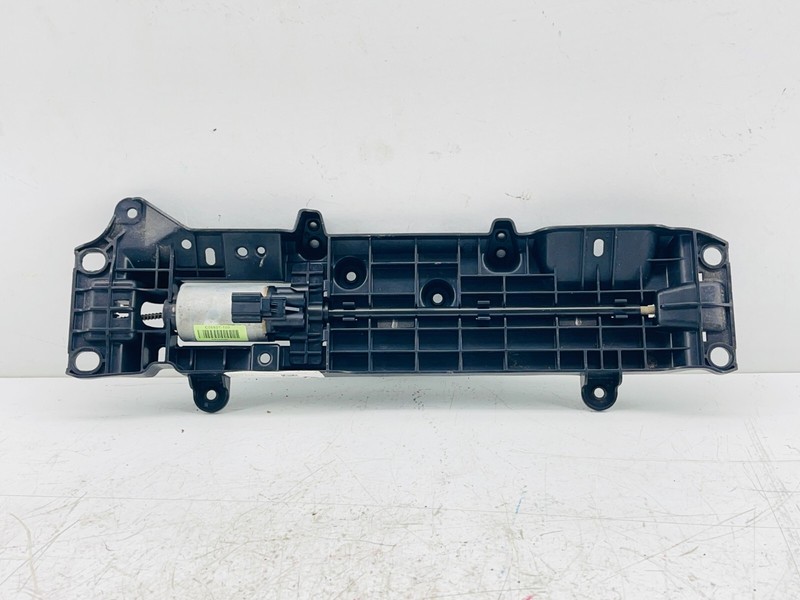 10-19 FORD C-MAX FRONT LEFT SEAT LOWER TRACK ADJUSTMENT CONTROL MOTOR OEM