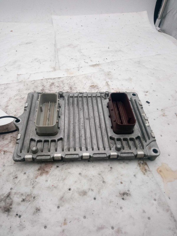 2016 Dodge Journey Engine Control Module ECM 2.4L OEM 68259127AB Used