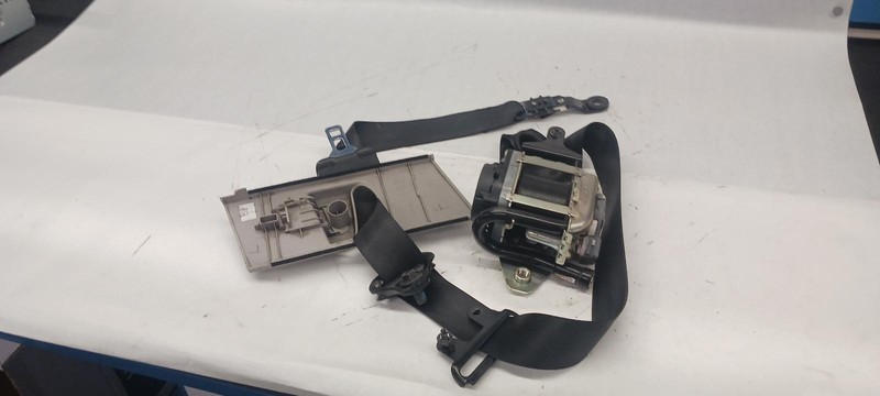 14-'18 VOLVO S60 Front Seat Belt driver retractor black OEM Guaranteed!