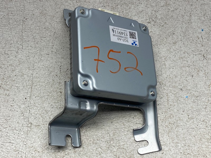 2016-2022 HONDA PILOT VOLTAGE STABILIZER CONTROL MODULE OEM LOT752