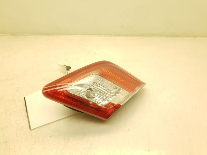 10-11 TOYOTA CAMRY PASSENGER SIDE REAR RIGHT TAIL LIGHT