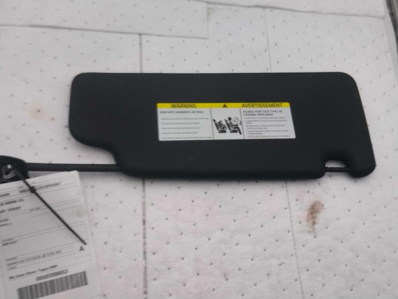 2018 BMW X1 Black Sun Visor OEM Used 385402 82K Miles SUV Part