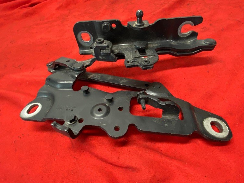 BMW F06 F10 F12 5/6 Series Front Left & Right Hood Bonnet Hinge Support OEM✅