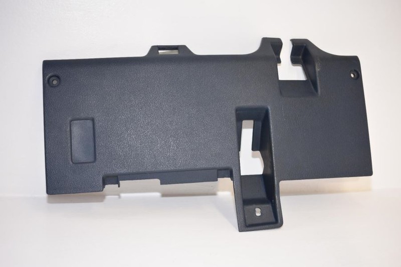 1984-1989 NISSAN 300ZX 68920 01P00, UNDER DASH KNEE BOLSTERCOVER, BLUE OEM