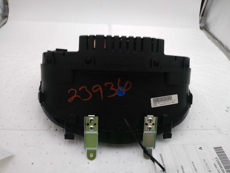 2015 Hyundai Azera Speedometer Gauge OEM White 124K Miles NJ25-23936-606443
