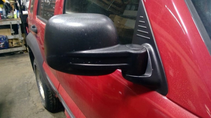 Passenger Side View Mirror Power Non-heated Fits 02-07 LIBERTY 1786268