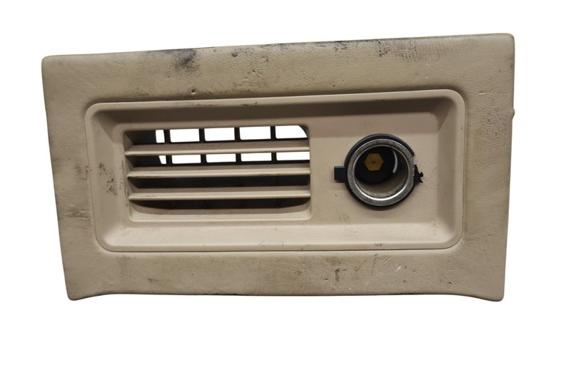 2011 Hyundai Equus 4.6L A/C Air Vent & 12V Power Outlet Trim Bezel Oem