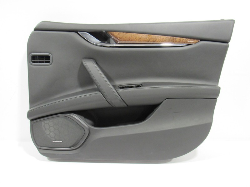 14-19 Maserati Quattroporte 2016 Front Right Passenger Door Cover Trim Panel ;:A