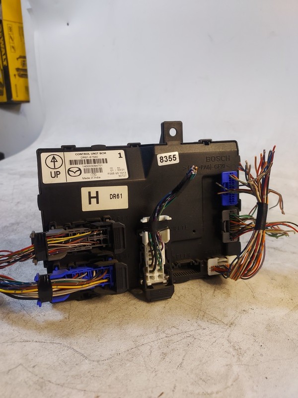 Chassis ECM Body Control BCM Fits 11-14 MAZDA 2 67650 OEM