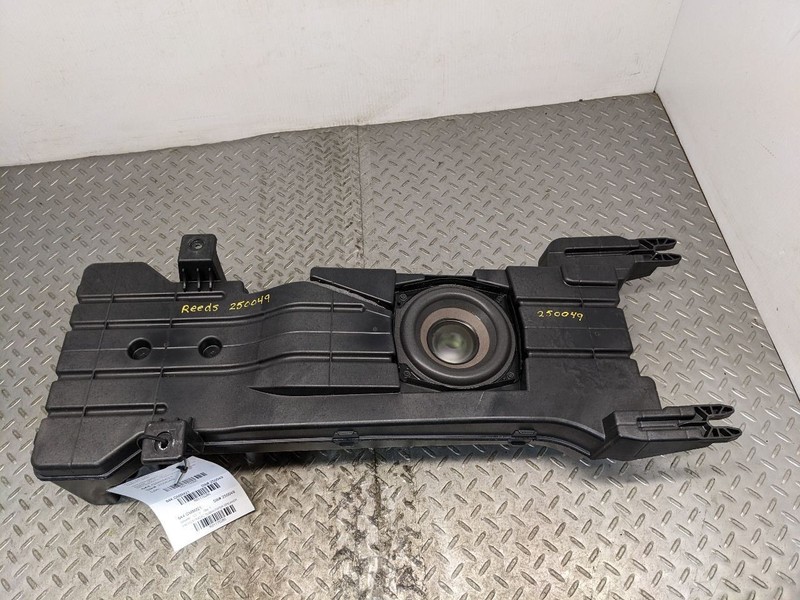 2020 2021 2022 2023 Chevy Silverado 1500 Bose Audio Radio Speaker Subwoo 1170265