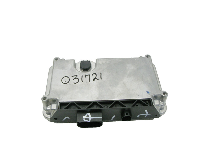 16-18 AUDI C7 A6 S6 A7 A8 ADAPTIVE CRUISE CONTROL MODULE OEM 031721