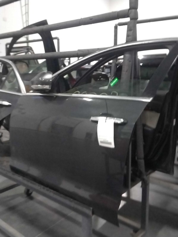2016 Cadillac ATS Front Left Door Black 4DR SED 89000 Miles OEM 506700