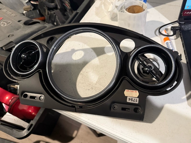 04 2004 Mini Cooper SPEEDOMETER INSTRUMENT CLUSTER GAUGE BEZEL TRIM