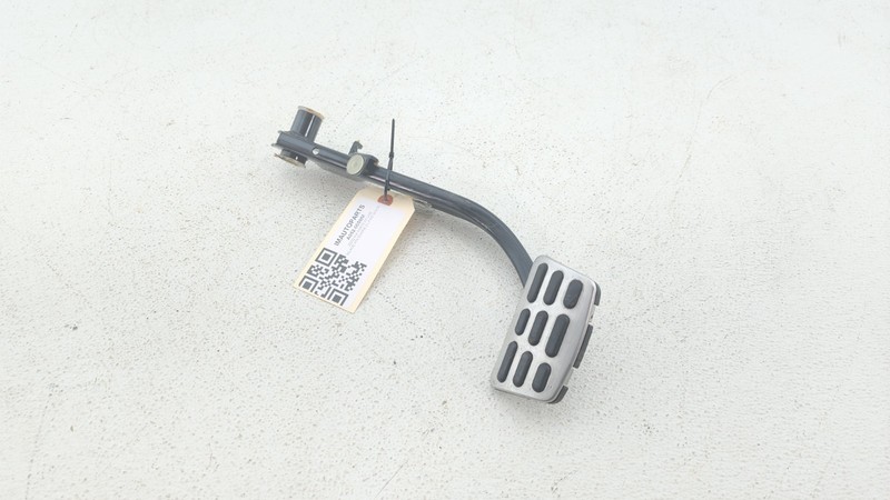 2023-2024 KIA FORTE GT-LINE BRAKE STOP FOOT BRAKE PEDAL PAD OEM