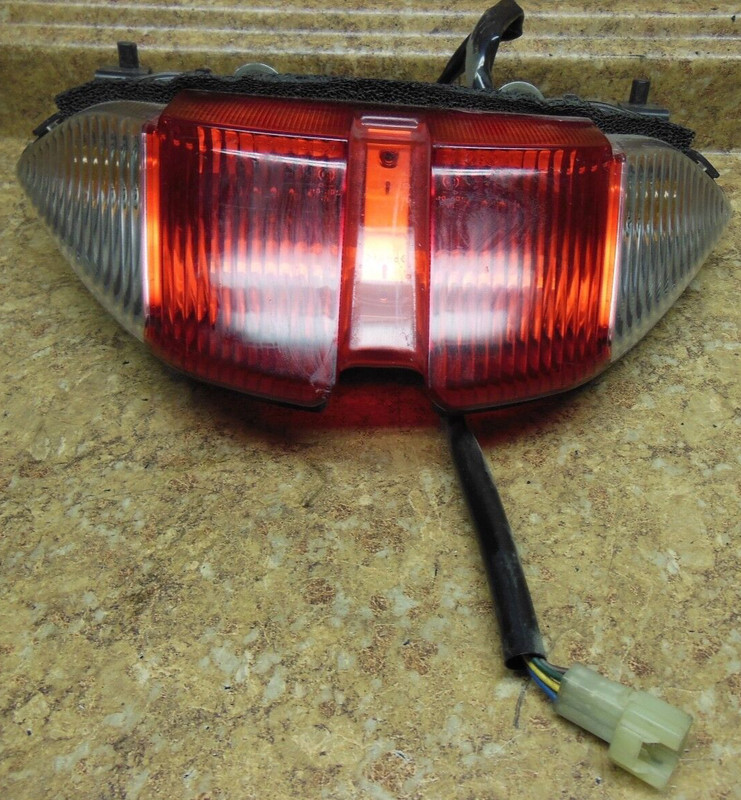 2007 Yamaha FJR1300 FJR 1300 ABS Rear Back Tail Light Brake Brakelight Lens 07