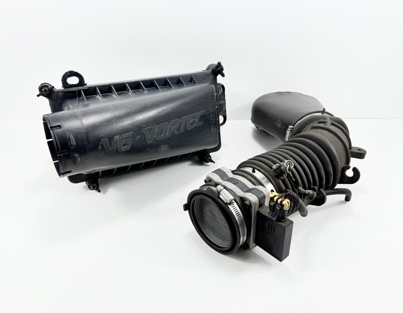 1996-2005 Chevy S10 Blazer 4.3L Air Cleaner Intake w/Airbox OEM # 25173860