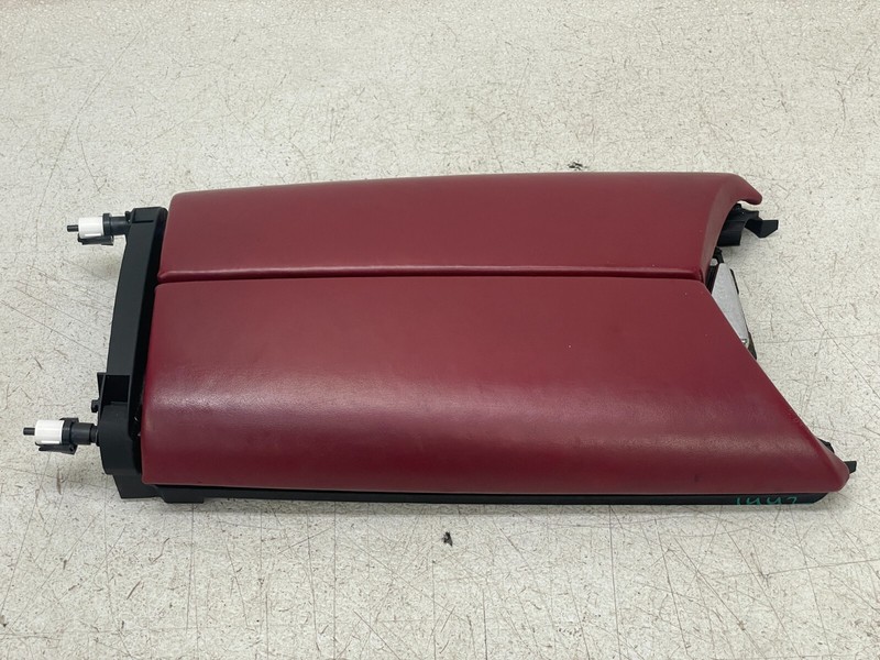 2017 2018 Maserati Levante Center Console Armrest Storage Cover Lid Red 1442 OEM