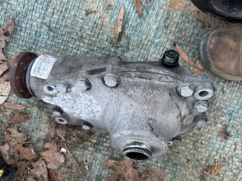12-21 BMW 330E 335 340I 435I 440I 528I 640I Front Axle Differential Carrier