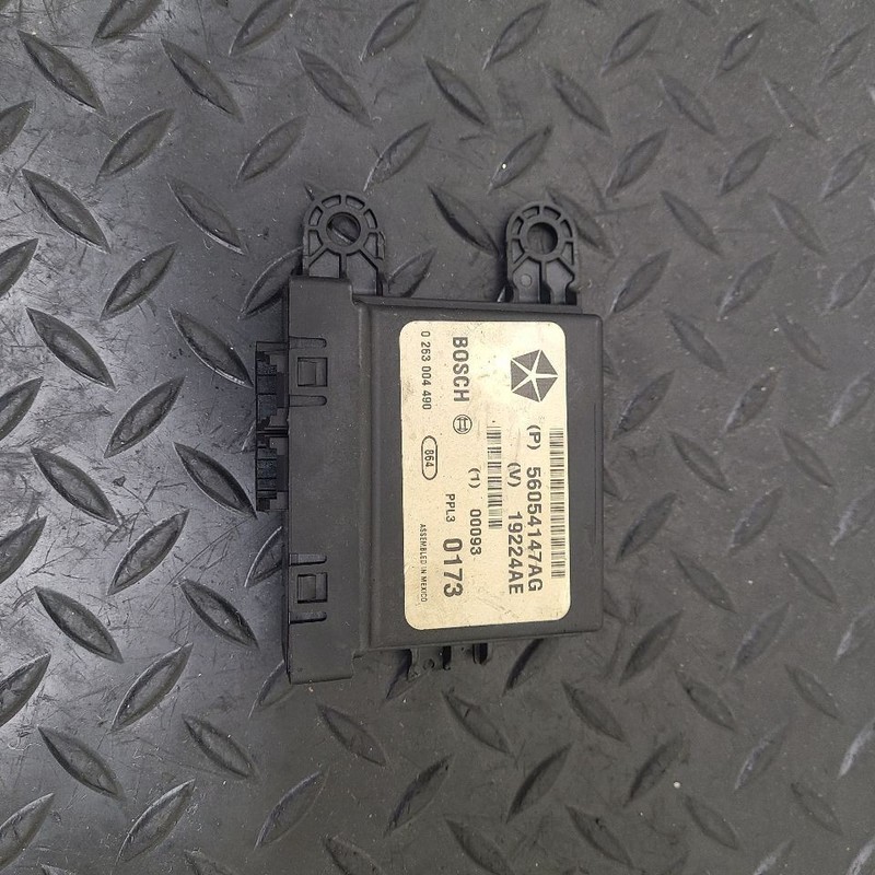 11-14 Dodge Durango Park Assist Control Module OEM 56054147AG