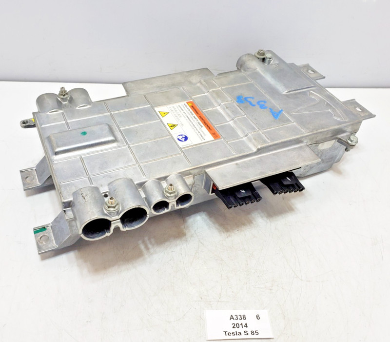 ✅ 12-16 OEM Tesla Model S Rear High Voltage Junction Box Lid Gen2 W/ Charge Port