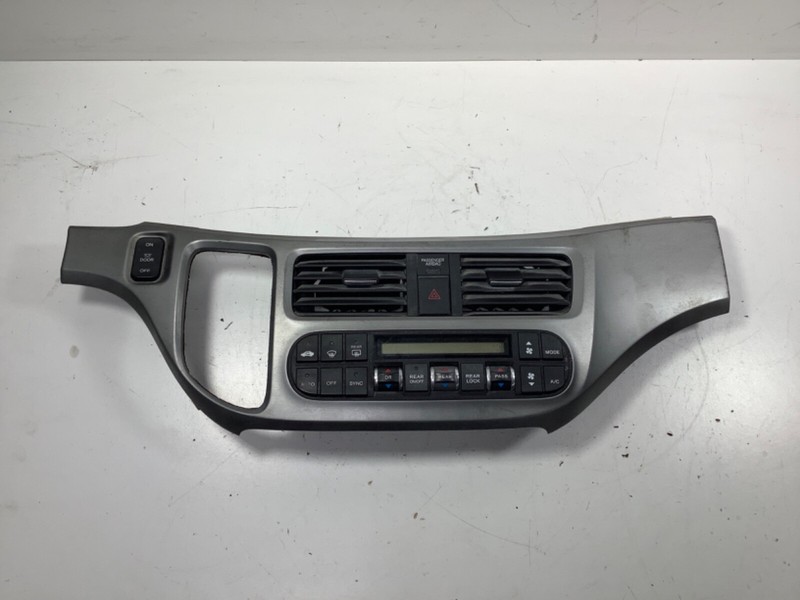 08-010 Honda Odyssey Heat Air Control Assy Front 79600-SHJ-A42 OEM