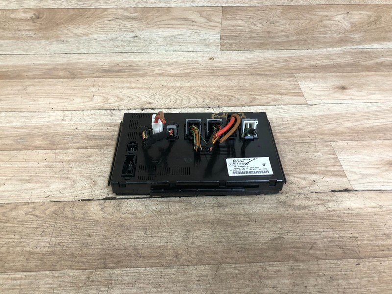 MERCEDES BENZ OEM GL450 ML350 R350 REAR DELPHI SAM SIGNAL ACQUISITION MODULE 3