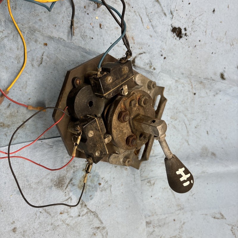 VINTAGE 1980’s Ezgo Trike Golf Cart Front 36v Forward reverse switch good