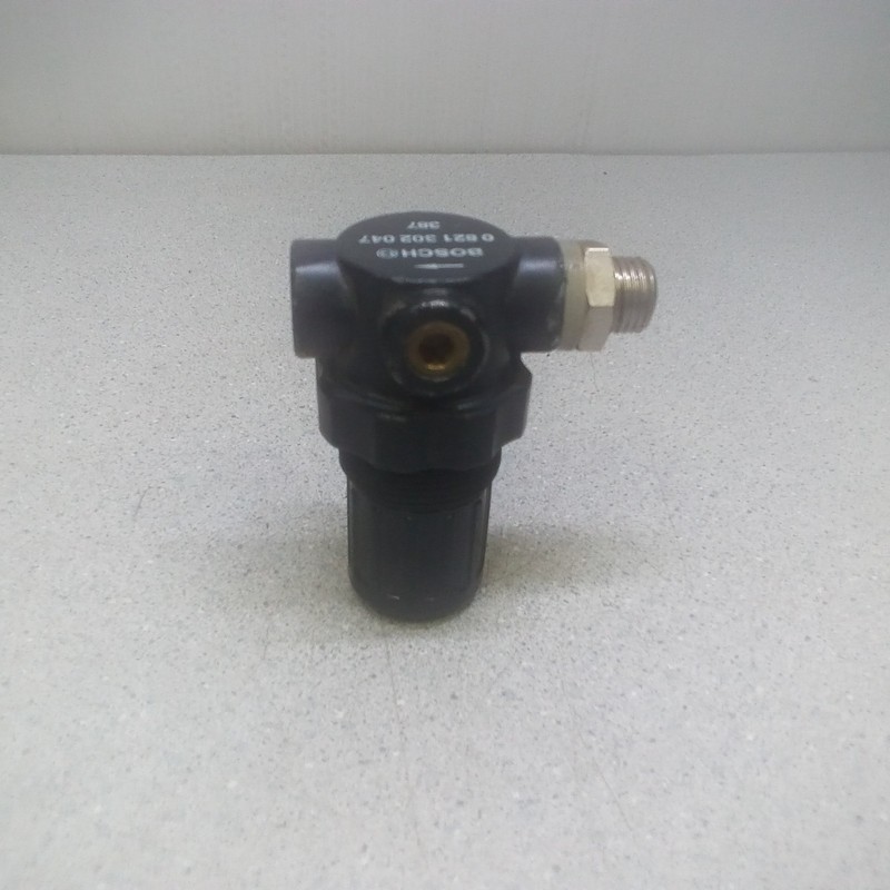 Bosch 0 821 302 047 Regulator