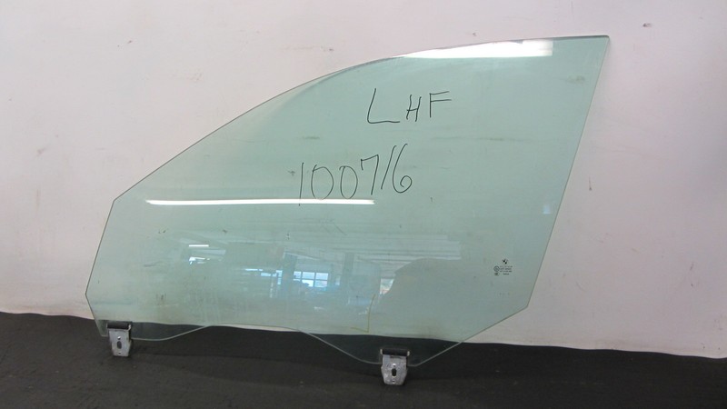 BMW E60 530i 525i 545i 535i 550i M5 528i 04-10 Door Window Glass Left Front 1016