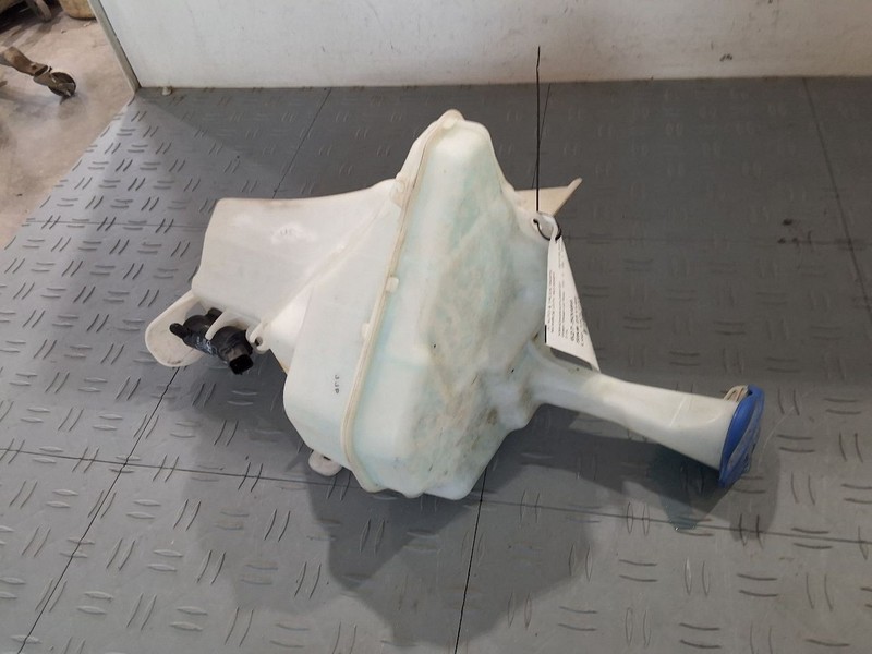 Wash Reservoir Sedan Fits 14-16 ELANTRA 3554100