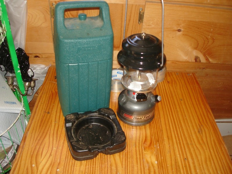 Coleman Dual Fuel silver blacklantern with plastic case 08/04 Nice