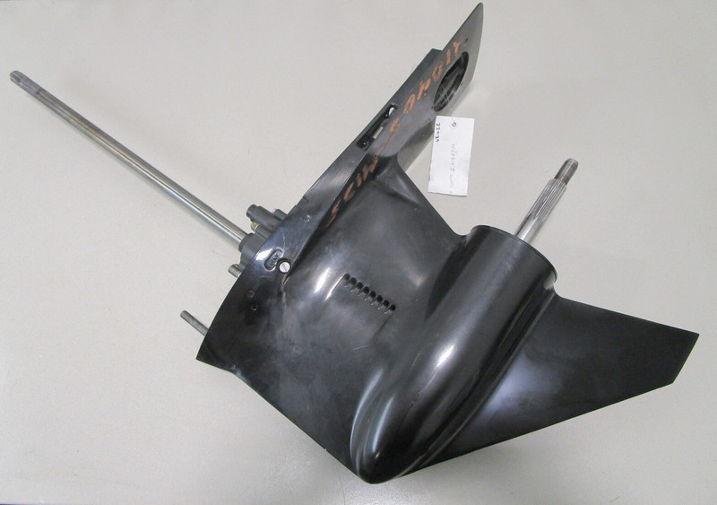 9148A81 Mercury Mariner Outboard 135-150HP 2:1 Lower Unit Gearcase Long Shaft