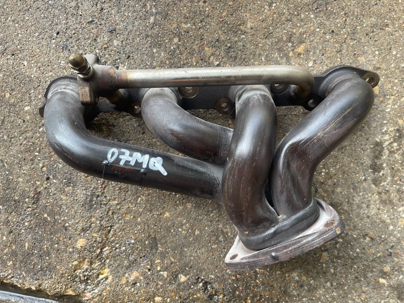 2007 Maserati Quattroporte 4.2L F1 LEFT DRIVER SIDE EXHAUST MANIFOLD HEADER OEM