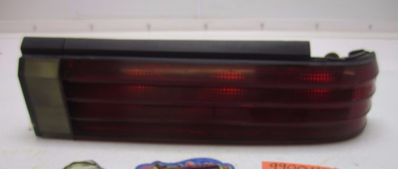 TAILLIGHT TAIL LIGHT LAMP BACK PASSENGER RIGHT LENS R 87 88 89 90 91 92 CORSICA