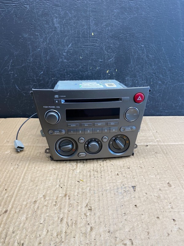 2005 to 2009 Subaru Legacy AM FM CD Radio Climate Control Player OEM AC9612 DG