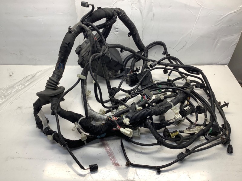 18 Honda Odyssey EX-L Front Right Engine Bay Wiring Harness 32100-THR-A10 OEM