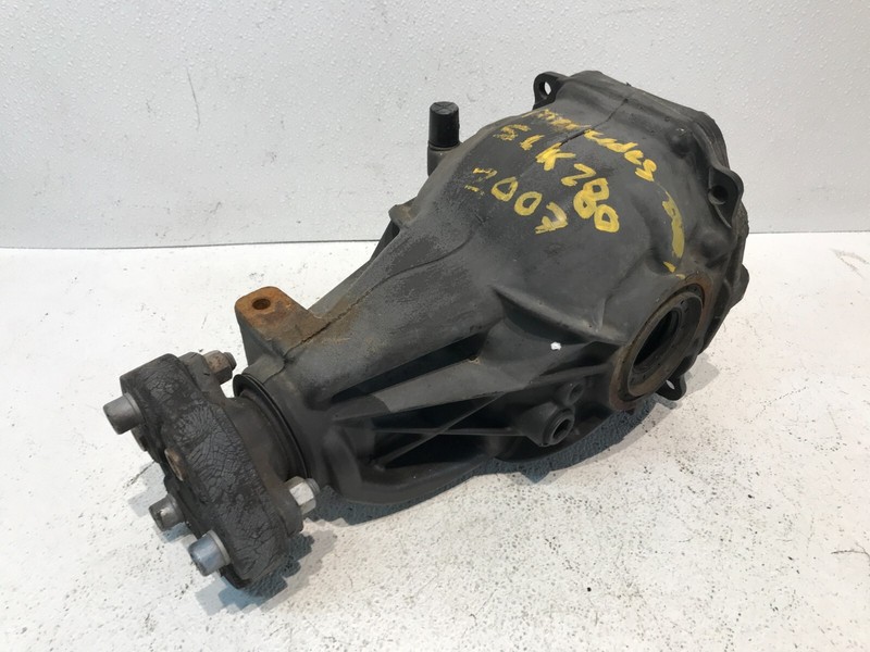 2007 Mercedes SLK280 Rear Differential Diff Axle Carrier OEM