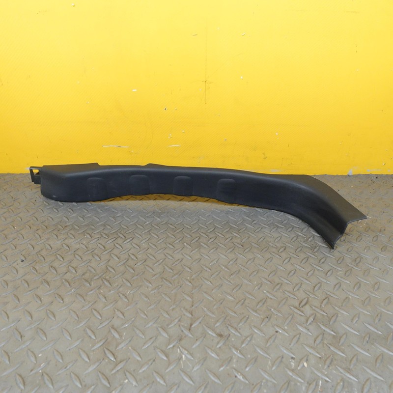 2022-2024 NISSAN FRONTIER EXTENDED CAB REAR LEFT SIDE DOOR SILL PLATE COVER OEM