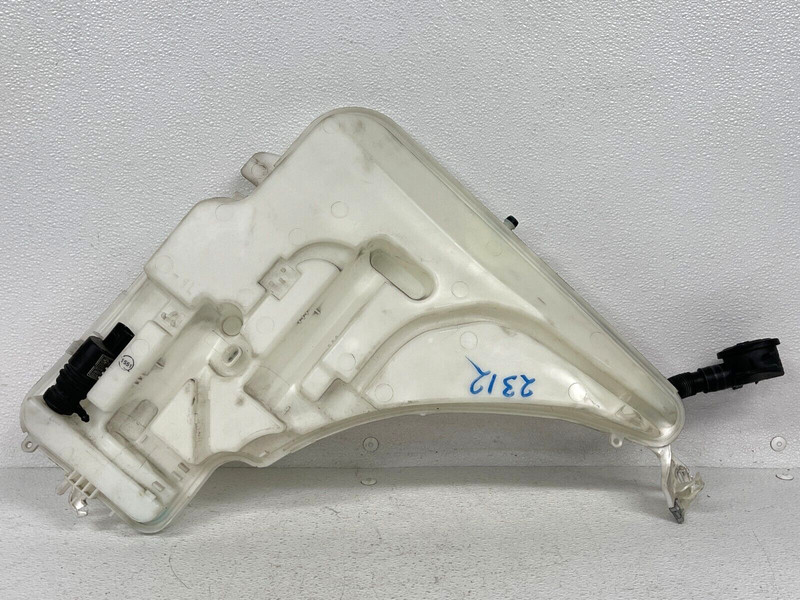 ⭐2014-2019 BMW 4-SERIES F32 F33 WINDSHIELD WASHER RESERVOIR TANK OEM LOT2312