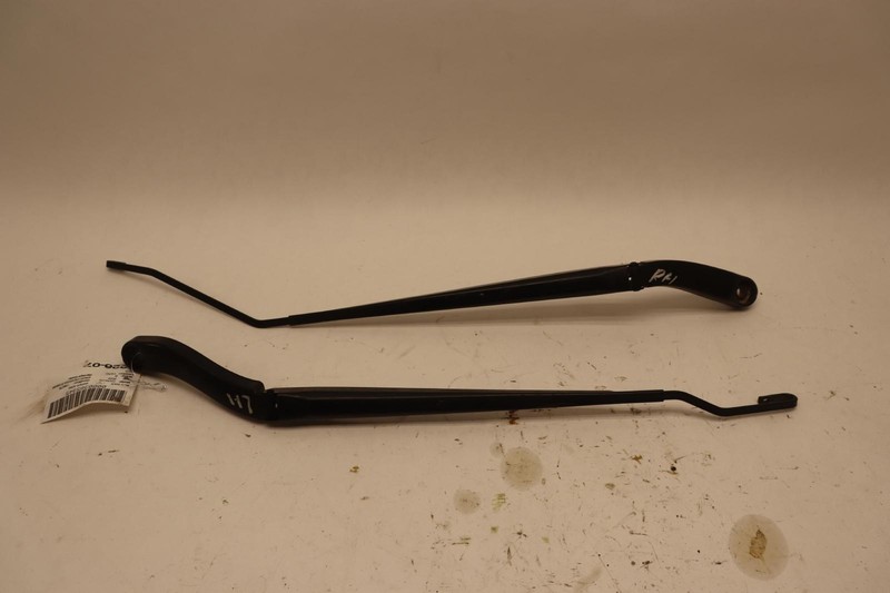 2012-2020 DODGE GRAND CARAVAN FRONT LEFT & RIGHT WINDSHIELD WIPER ARM PAIR OEM