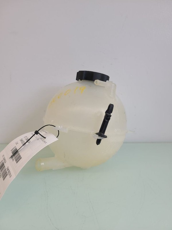 COLORADO2024 Coolant Reservoir 580456