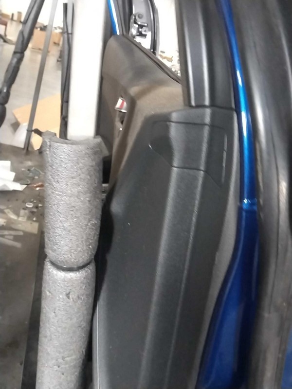 2018 Hyundai Accent Left Front Door Blue 663804 - 135K Miles, Used