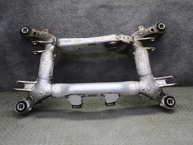 2006-2010 BMW E63E64 M6 REAR SUBFRAME CROSSMEMBER CRADLE AXLE CARRIER