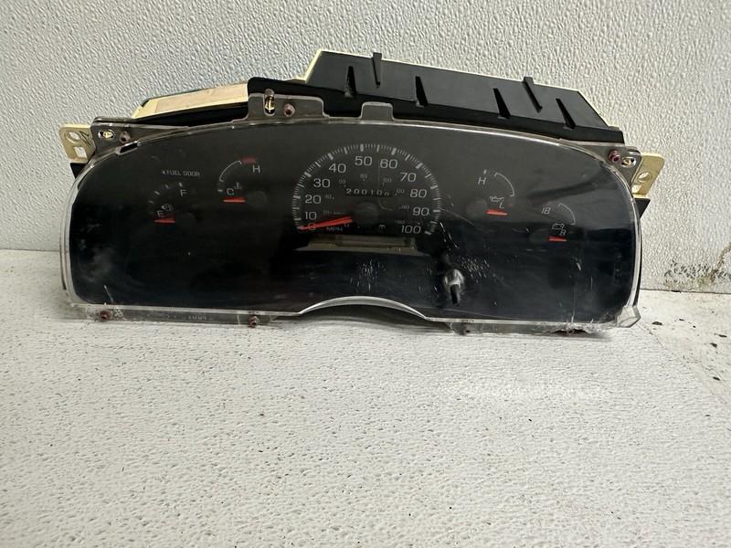 1997-1999 Ford Expedition Cluster Speedometer tach gauges instrument panel oem