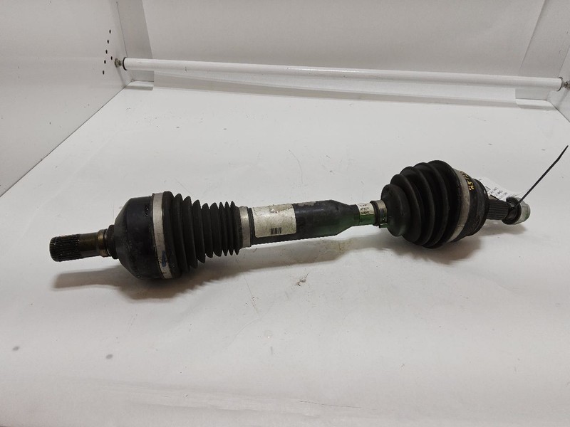 Driver Axle Shaft Front Axle 4WD Opt Sda 3.2L Fits 14-18 CHEROKEE 3562687